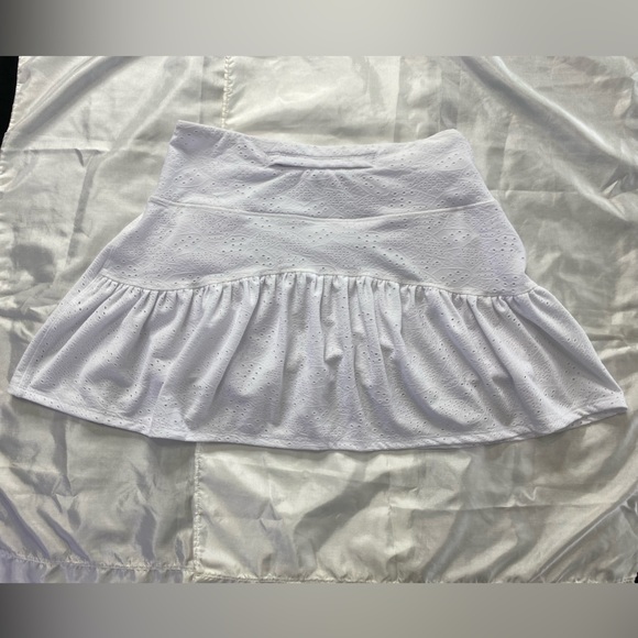 X by gotten pickleball/tennis/golf skirt/skort White Medium Used 1x Excellent - Picture 9 of 10